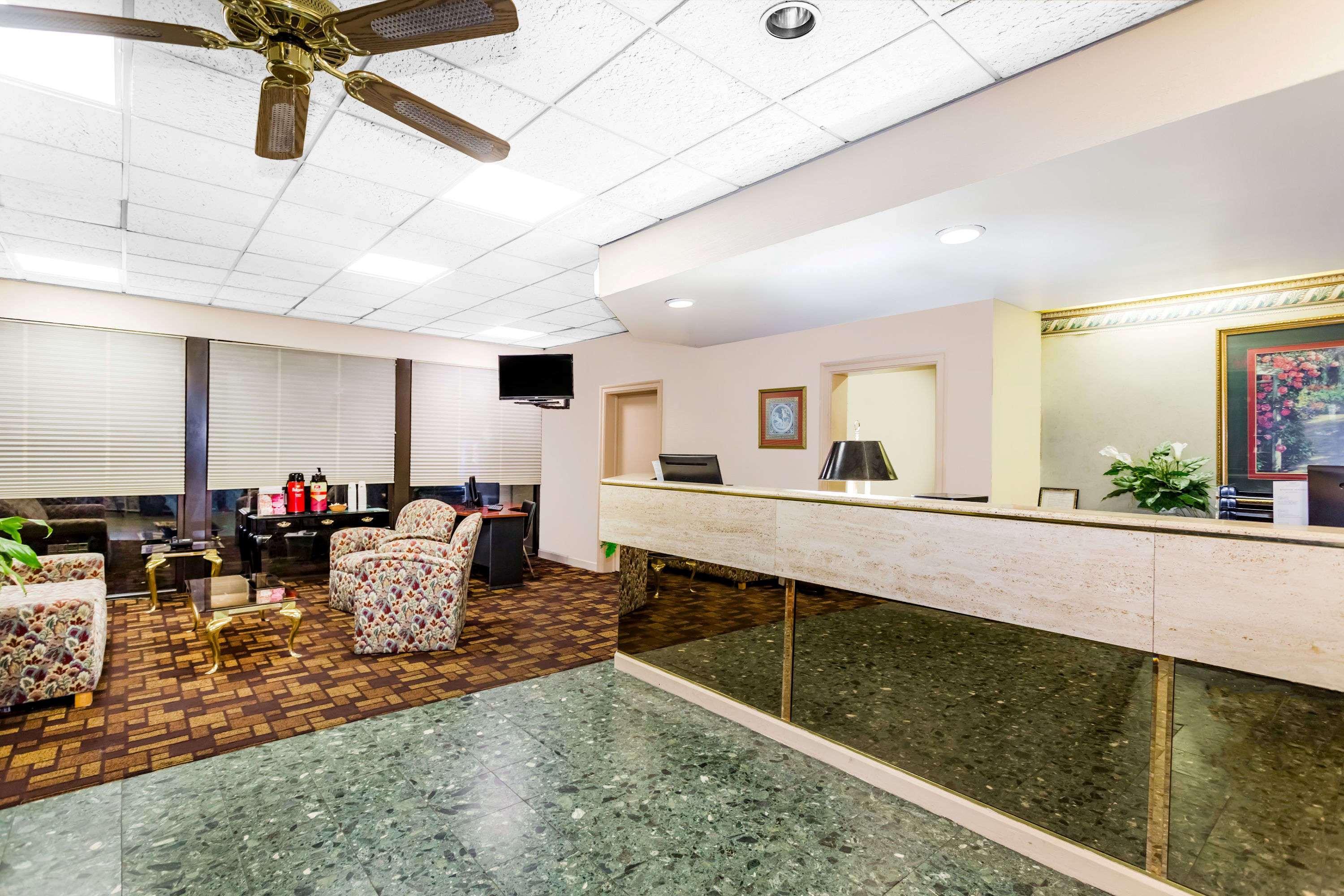 Red Roof Inn Savannah - Southside/Midtown Екстериор снимка